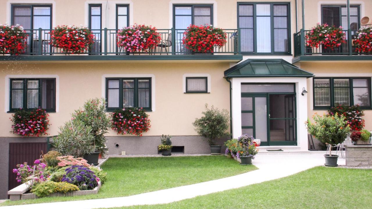 Gaestehaus Moser Podersdorf am See Exterior foto